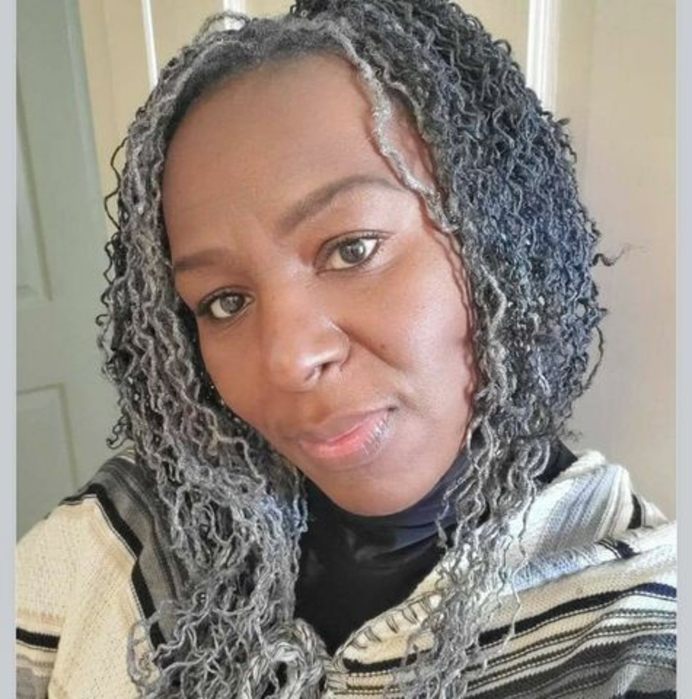 Meet your Posher, Tossha